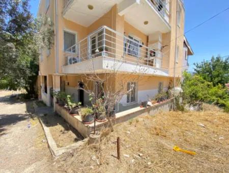Ürkmez De Deniz Tarafında Giriş Katı Kiralık 2+1 Daire