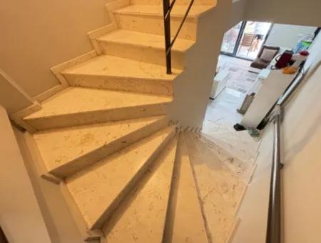 Doğanbeyde Müstakil Bahçeli Fırsat Ultra Lüks Satılık 3+1 Villa