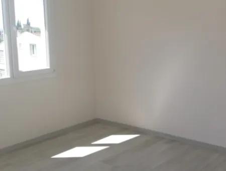 Özdere'de Denize Yakın Doğa Ve Deniz Manzaralı Satılık 6+1 Villa