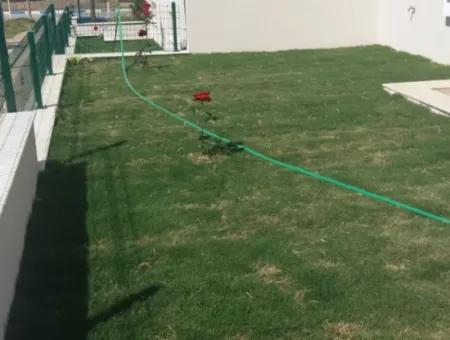 Özdere'de Denize Yakın Doğa Ve Deniz Manzaralı Satılık 6+1 Villa