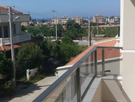 Özdere'de Denize Yakın Doğa Ve Deniz Manzaralı Satılık 6+1 Villa