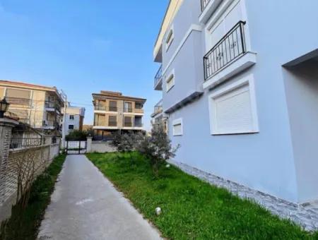 Seferihisar Sığacıkda Yaz Kış Oturuma Uygun Satılık 5+1 Daire Dublex