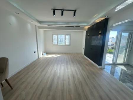 Seferihisar Sığacıkda Yaz Kış Oturuma Uygun Satılık 5+1 Daire Dublex
