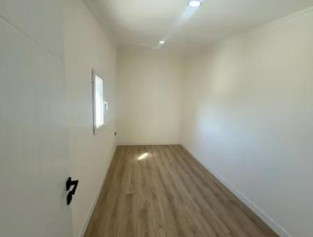 Seferihisar Sığacıkda Yaz Kış Oturuma Uygun Satılık 5+1 Daire Dublex