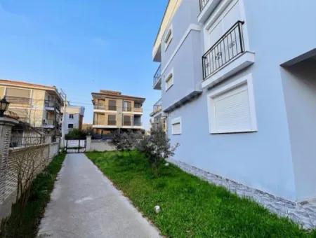 Seferihisar Sığacıkda Yaz Kış Oturuma Uygun Satılık 5+1 Daire Dublex
