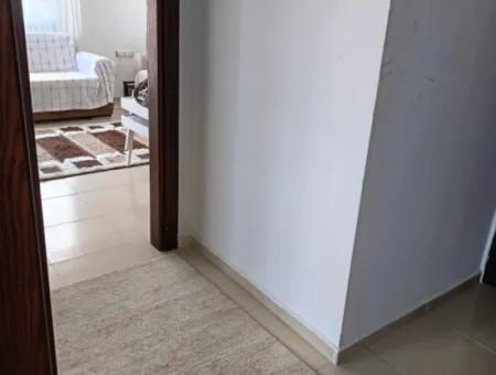 Seferihisar Ürkmezde Merkezi Konumda Deniz Tarafında Satılık 2+1 Daire