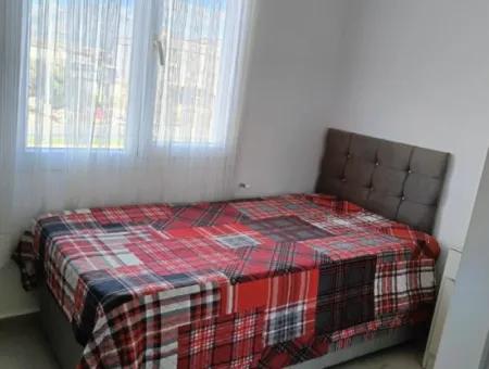 Seferihisar Ürkmezde Merkezi Konumda Deniz Tarafında Satılık 2+1 Daire