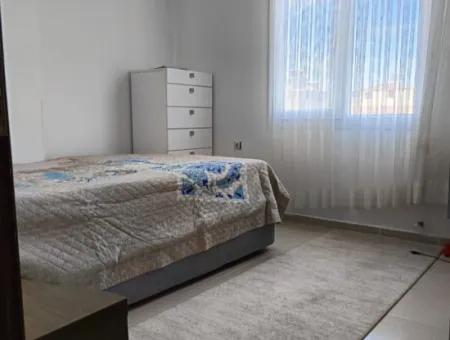 Seferihisar Ürkmezde Merkezi Konumda Deniz Tarafında Satılık 2+1 Daire