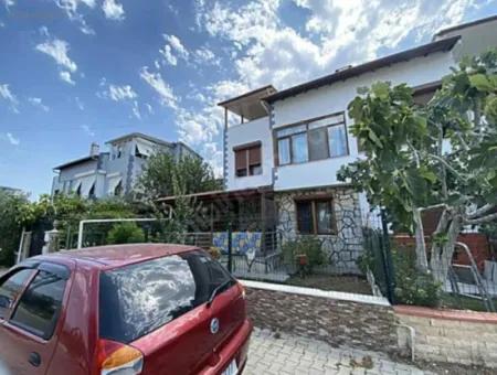 Seferihisar Doğanbey De Deniz Yürüme Mesafesinde Satılık 4+1 Villa