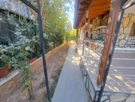 Seferihisar Doğanbey De Deniz Yürüme Mesafesinde Satılık 4+1 Villa