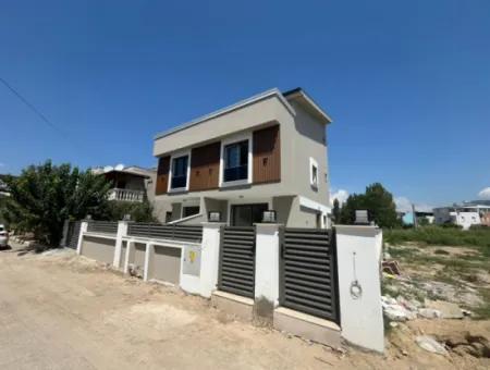 İzmir Menderes Gümüldürde Denize Yakın Satılık 3+1 Villa