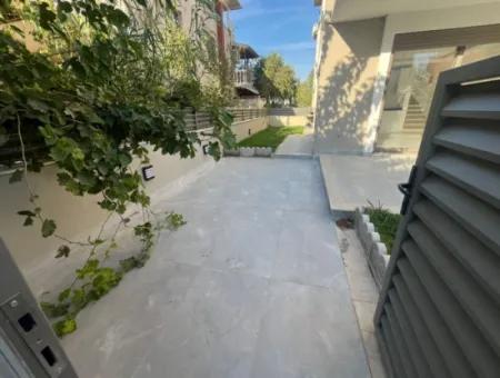 İzmir Menderes Gümüldürde Denize Yakın Satılık 3+1 Villa