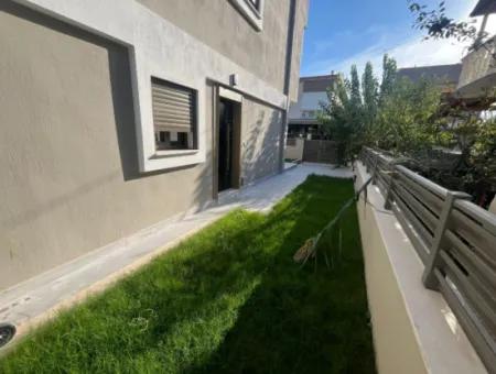 İzmir Menderes Gümüldürde Denize Yakın Satılık 3+1 Villa