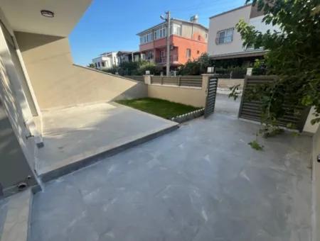 İzmir Menderes Gümüldürde Denize Yakın Satılık 3+1 Villa