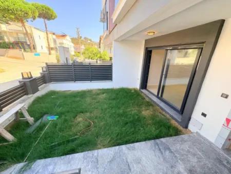 Özdere Ortamahalle'de Satılık Geniş Bahçeli Lüks 3+1 Villa