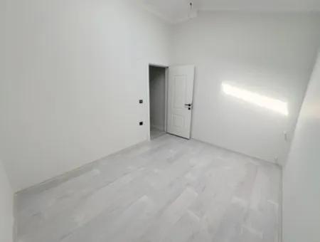Özdere Ortamahalle'de Satılık Geniş Bahçeli Lüks 3+1 Villa