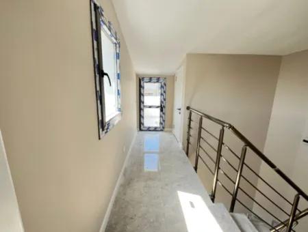 Özdere Çukuraltı Merkezi Konum Otoparklı Satılık 3+1 Villa