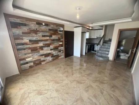Özdere De Denize Yakın Manzaralı Otoparklı Satılık 3+1 Villa