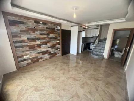 Özdere De Denize Yakın Manzaralı Otoparklı Satılık 3+1 Villa