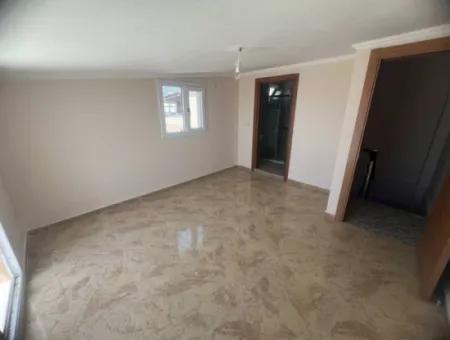 Özdere De Denize Yakın Manzaralı Otoparklı Satılık 3+1 Villa
