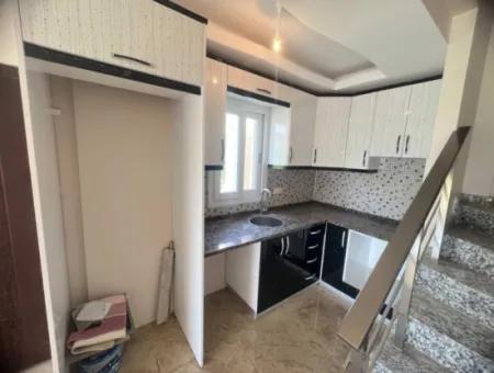 Özdere De Denize Yakın Manzaralı Otoparklı Satılık 3+1 Villa