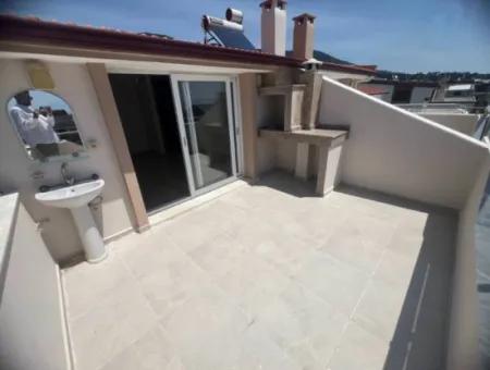 Özdere De Denize Yakın Manzaralı Otoparklı Satılık 3+1 Villa