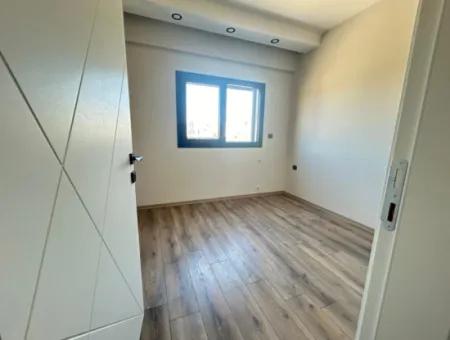 Özderede Çerşı Merkezinde Ön Cephe Oturuma Hazır Satılık 3+1 Villa!!