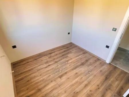 Özderede Çerşı Merkezinde Ön Cephe Oturuma Hazır Satılık 3+1 Villa!!