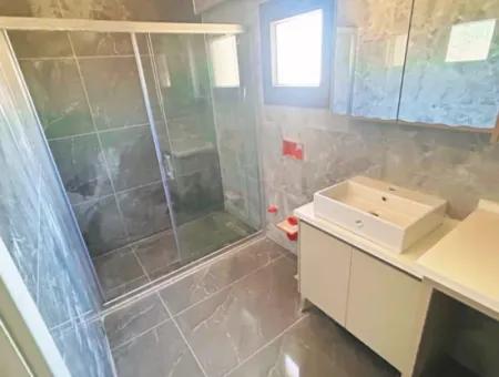Özderede Çerşı Merkezinde Ön Cephe Oturuma Hazır Satılık 3+1 Villa!!