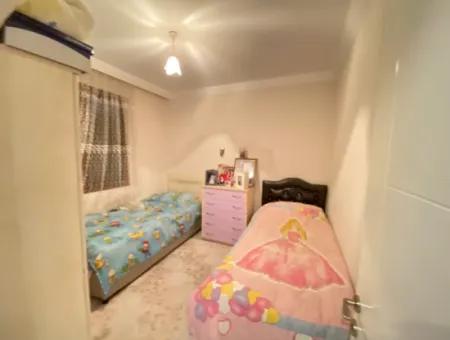 Ürkmez Merkezde Denize 350 Metre Satılık 2+1 Daire