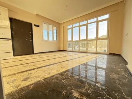 Doğanbey Payamlı Da Geniş Bahçeli Sıfır 3+1 Satılık Villa