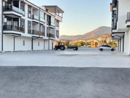 Seferihisar Ürkmez'de Ayrı Mutfak 130 M² 3+1 Asansörlü Satılık Daire