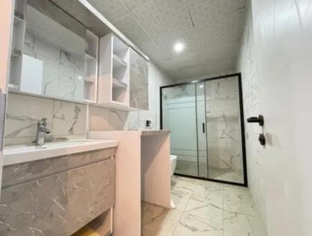 Seferihisar Ürkmez'de Ayrı Mutfak 130 M² 3+1 Asansörlü Satılık Daire