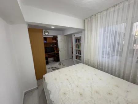 Ürkmez De Deniz Tarafın Da Bahçe Katı Satılık 3+1 Daire