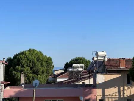 Seferihisar Ürkmez Merkezi Konumda Deniz Tarafında Denize 50M Satılık 3+1 Villa