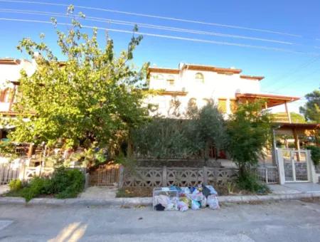 Doğanbey De Site İçerisinde Sosyal Tesisli Müstakil Satılık 4+1 Villa