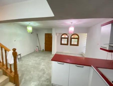 Doğanbey De Site İçerisinde Sosyal Tesisli Müstakil Satılık 4+1 Villa