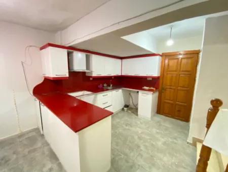 Doğanbey De Site İçerisinde Sosyal Tesisli Müstakil Satılık 4+1 Villa