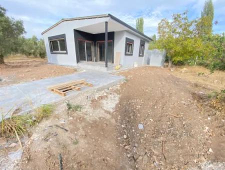 Kavakderede 250 Mt Arsa İçersinde Tek Müstakil Bahçeli Satılık 2+1 Ev
