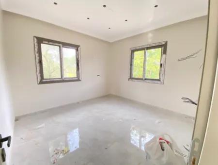 Kavakderede 250 Mt Arsa İçersinde Tek Müstakil Bahçeli Satılık 2+1 Ev