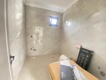 Kavakderede 250 Mt Arsa İçersinde Tek Müstakil Bahçeli Satılık 2+1 Ev