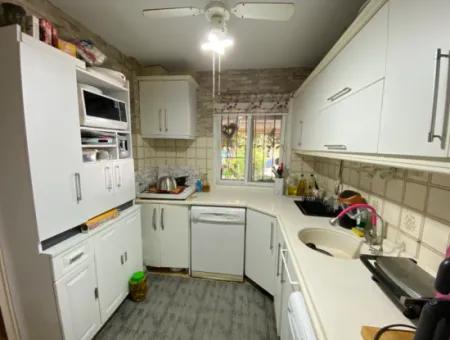 Doğanbeyde Geniş Bahçeli Masrafsız Muhteşem Satılık 3+1 Villa
