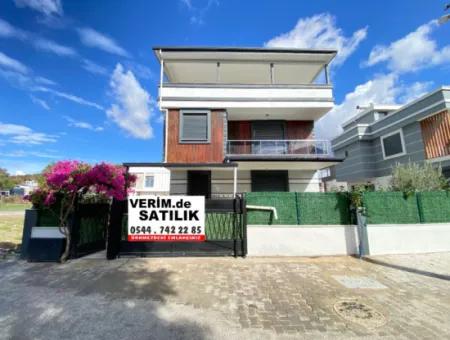 Doğanbeyde Tek Mustakil Havuzlu Satılık 3+1 Villa