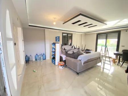 Doğanbeyde Tek Mustakil Havuzlu Satılık 3+1 Villa
