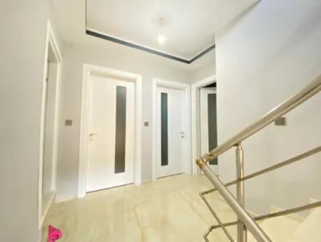Doğanbeyde Tek Mustakil Havuzlu Satılık 3+1 Villa