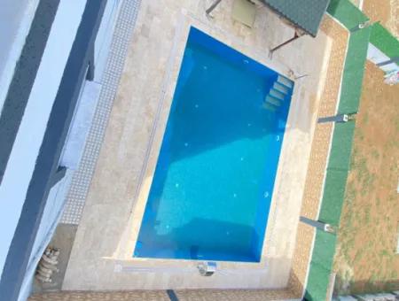 Doğanbeyde Tek Mustakil Havuzlu Satılık 3+1 Villa