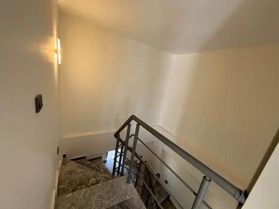 Menderes/özderede Deniz Tarafında Denize 400m Geniş Bahçeli Ve Otoparklı 3+1 Lüks Villa
